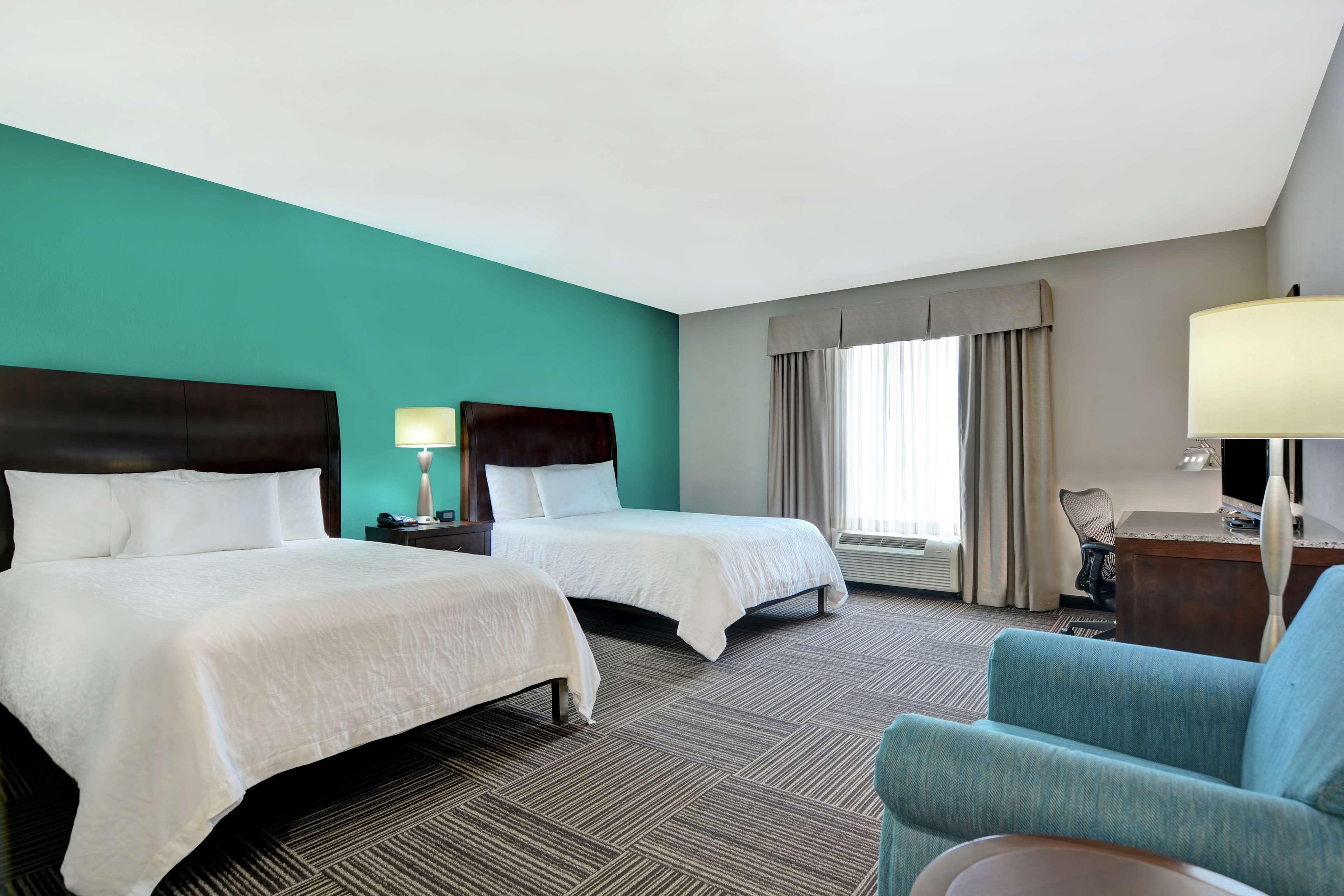 Hilton Garden Inn And Fayetteville Convention Center מראה חיצוני תמונה