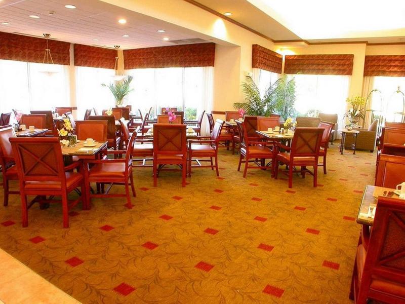 Hilton Garden Inn And Fayetteville Convention Center מראה חיצוני תמונה