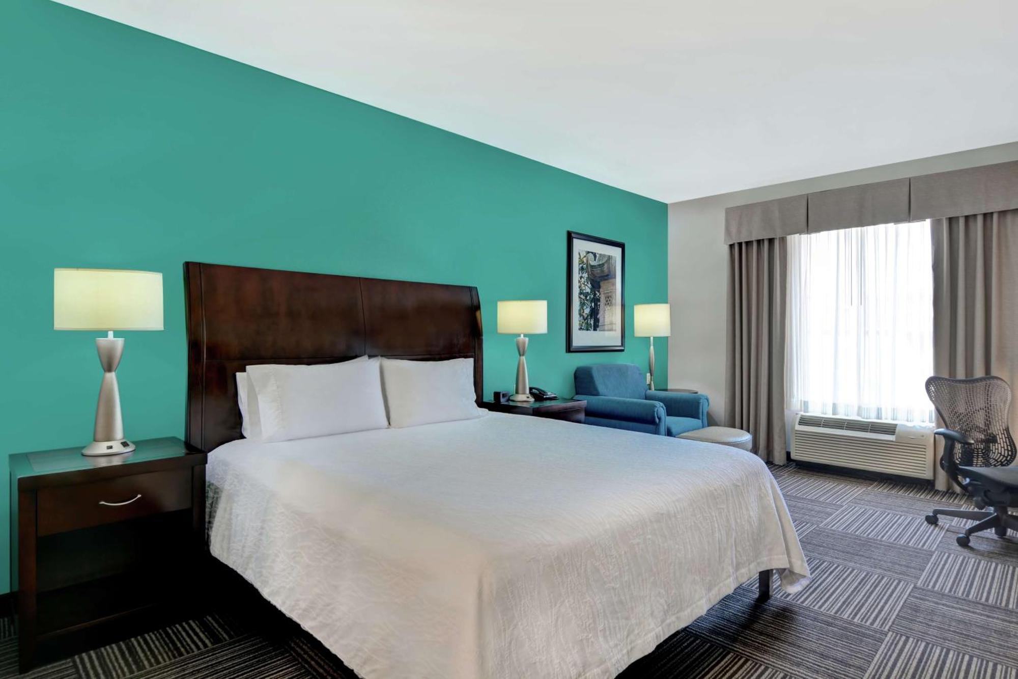 Hilton Garden Inn And Fayetteville Convention Center מראה חיצוני תמונה