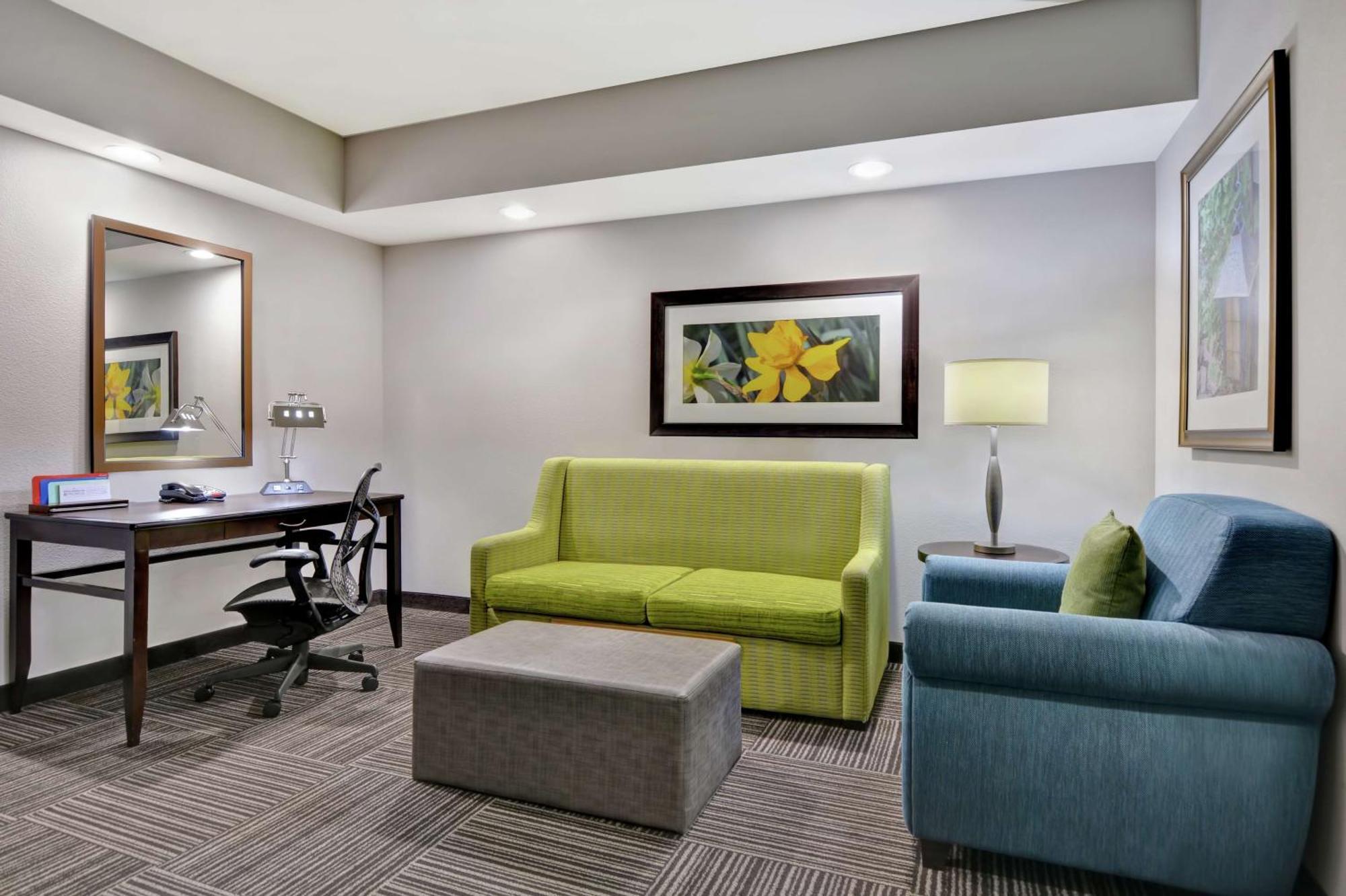 Hilton Garden Inn And Fayetteville Convention Center מראה חיצוני תמונה